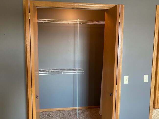 Building Photo - 961 Santa Vera Dr