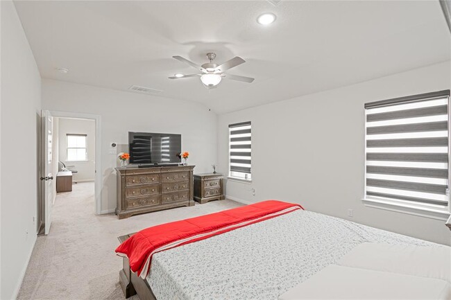 Building Photo - 224 Bella Luna Way