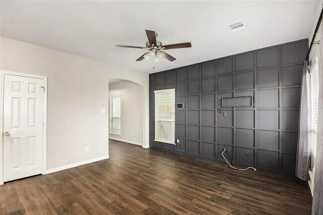 Building Photo - 6404 Macroom Meadows Ln