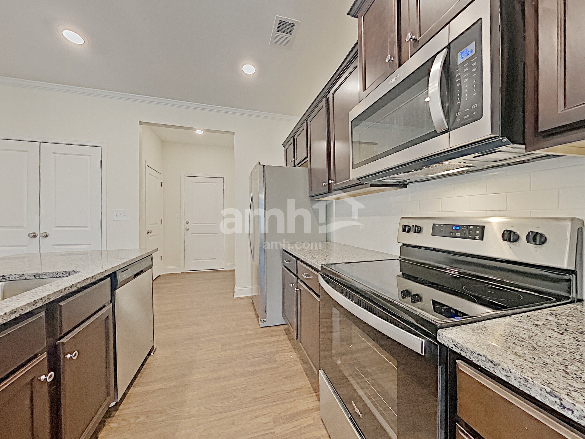 Building Photo - 584 Woodall Rd