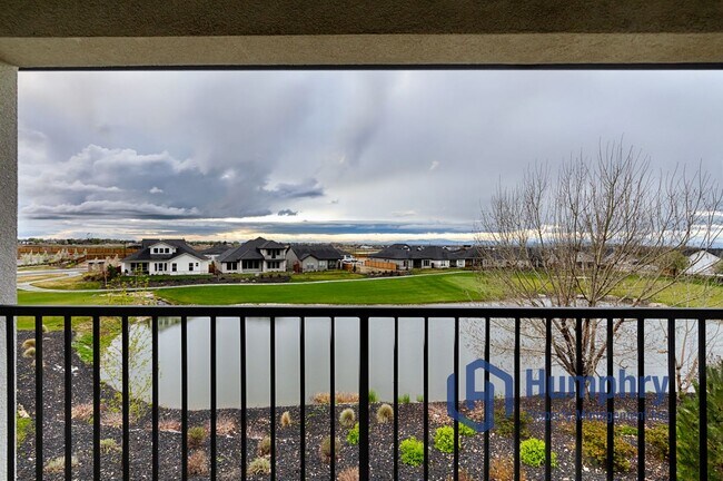 Building Photo - Brand new home stunning Valor Estates in Kuna