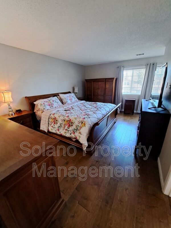 Building Photo - 110 Wayne Ct