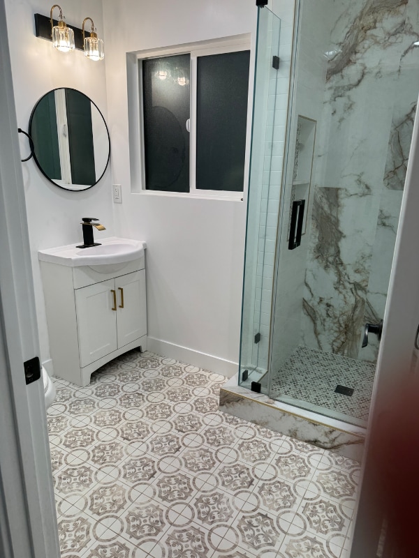 Building Photo - 6519 Denver Ave