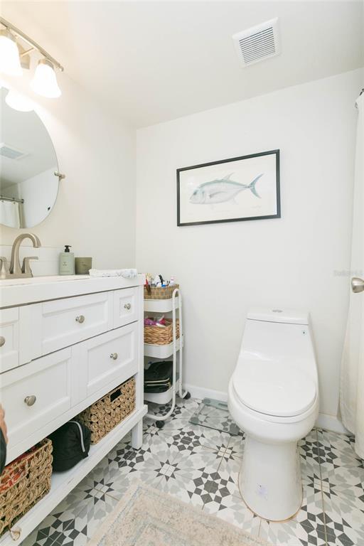 Building Photo - 1612 Berkshire Dr