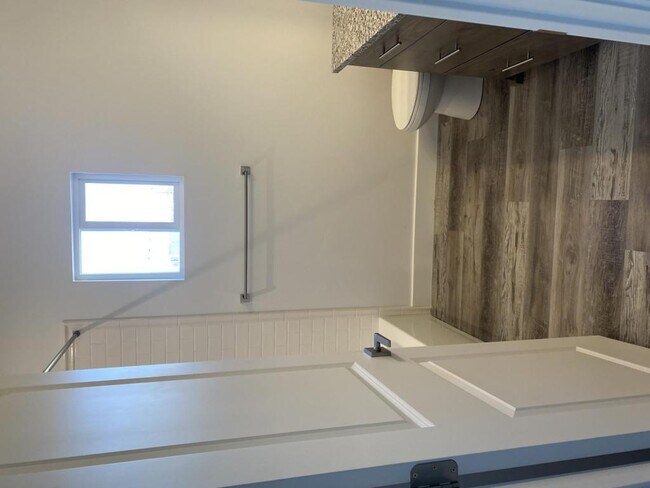 Building Photo - 2104 3125 W