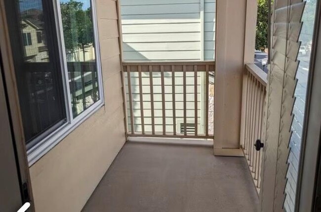 Building Photo - 7501 Shadowridge Run