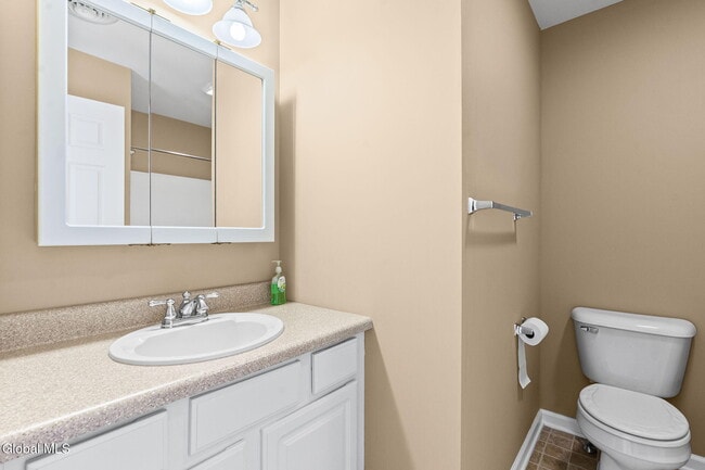 Building Photo - 2000 Curry Rd