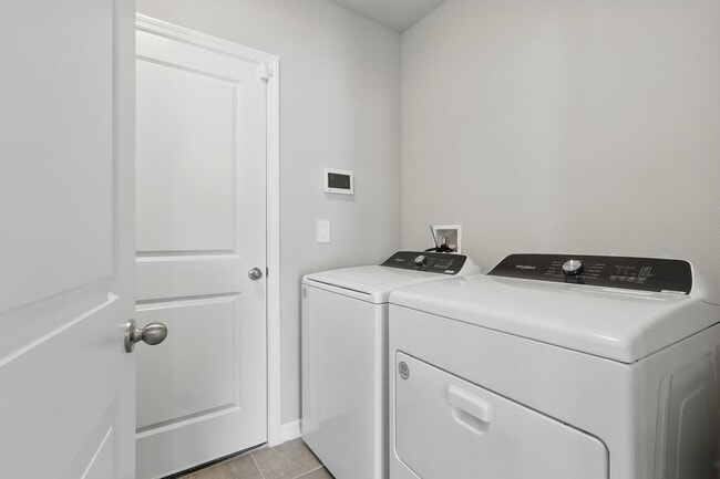 Building Photo - 3806 Radiant Mountain Dr