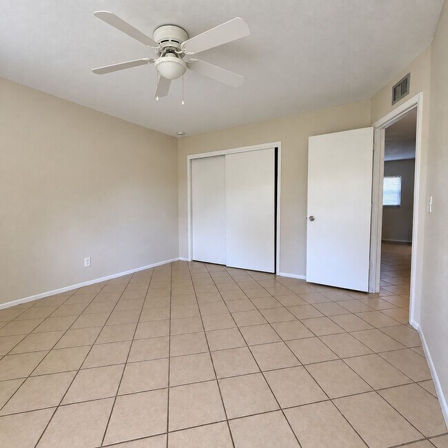 Building Photo - 4777 Orange Grove Blvd