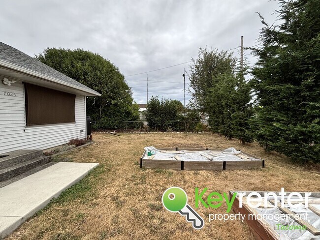 Building Photo - Charming 3 Bedroom Home for Rent in South ...