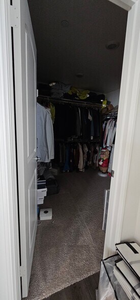 Master Closet - 11386 Dunhaven Way