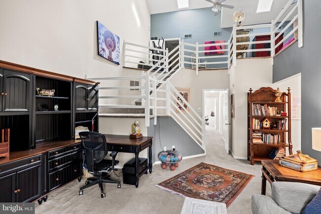 Building Photo - 1410 Chanticleer