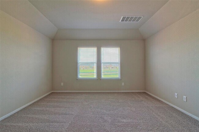 Building Photo - 6613 Wolf Pack Dr