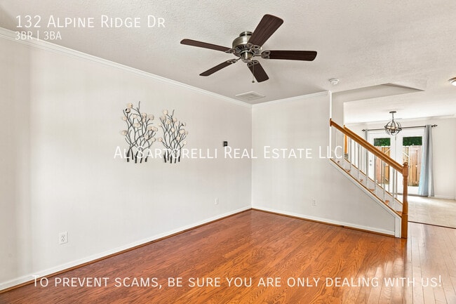 Building Photo - 132 Alpine Ridge Dr