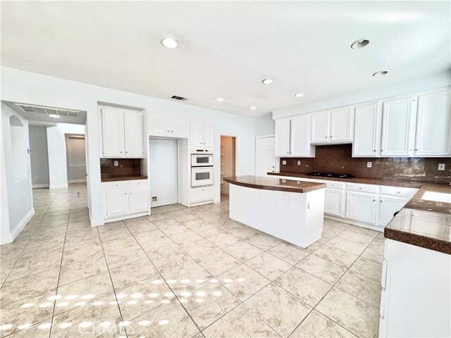 Building Photo - 1083 Stanislaus Dr