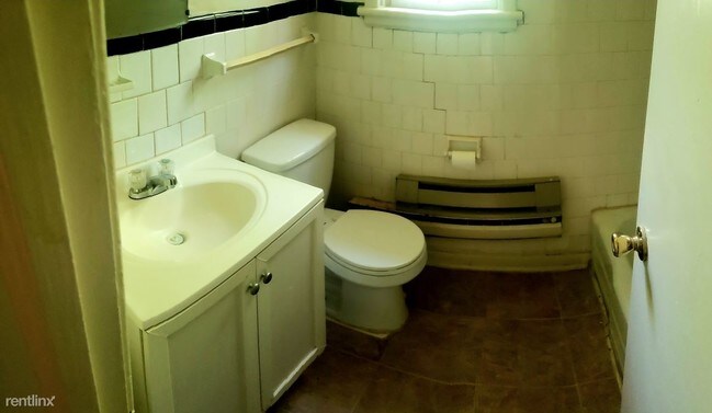 Building Photo - 2 br, 1 bath  - 2605 5th Ave