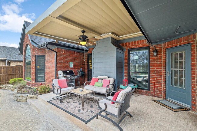 Building Photo - 2005 Glory Creek Cir