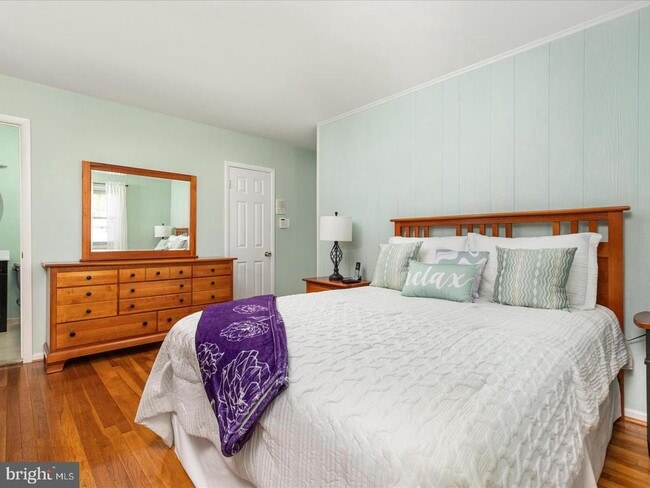 Building Photo - 6434 Rives Ct