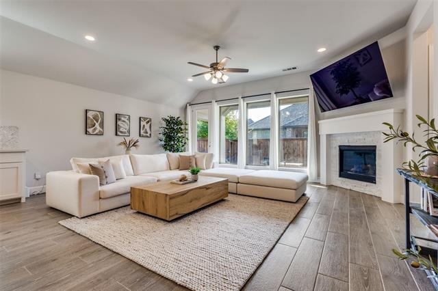 Building Photo - 904 Saffold Trl