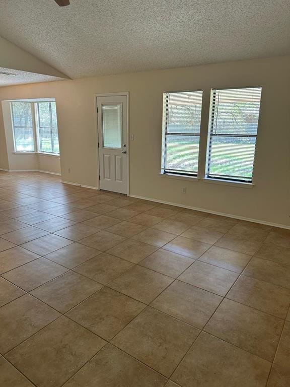 Building Photo - 16305 Forest Way