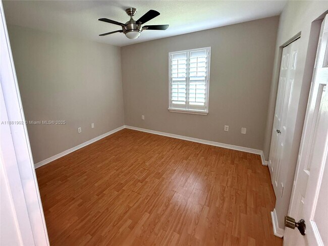 Building Photo - 17501 SW 92nd Ct