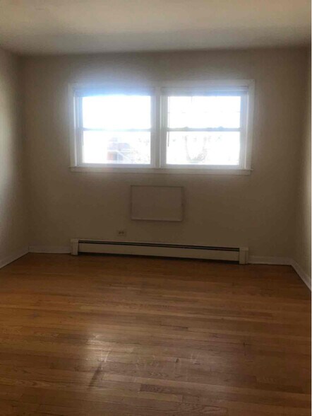Building Photo - 156 Asbury Ave