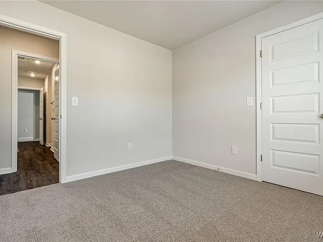 Building Photo - 2381 Bobwhite Dr