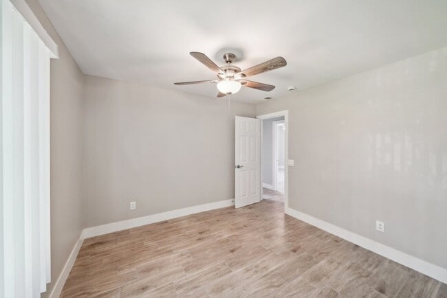 Building Photo - 3122 Triumph Ln