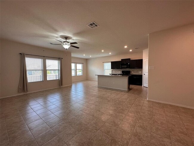 Building Photo - 148 Ammonite Ln