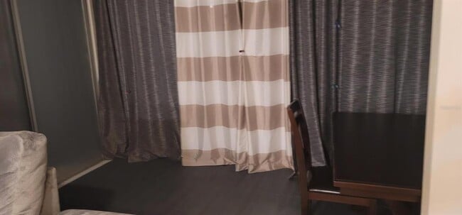 Building Photo - 2060 Marilyn St