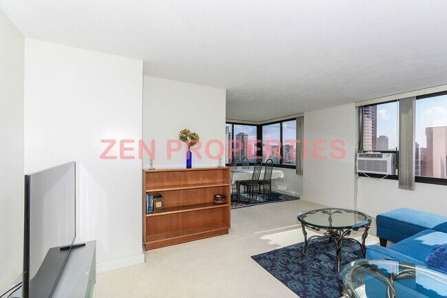 Building Photo - Furnished 2 bdrm / 2 bath unit at The Windsor Waikiki