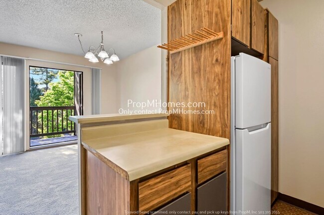 Building Photo - Chic One Bedroom Sylvan Heights Condo - A ...