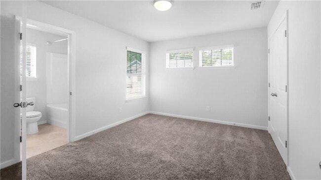 Building Photo - 1186 Arrowlake Rd