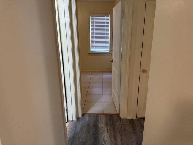 Building Photo - 2843 2nd Ave S