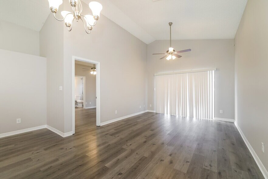 Building Photo - 12702 Whiterapids Dr