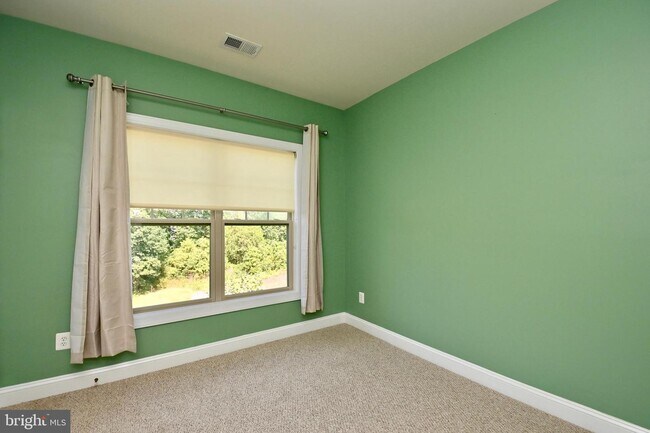 Building Photo - 43316 Old Ryan Rd