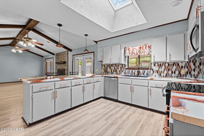 Building Photo - 2194 Briawood Cir