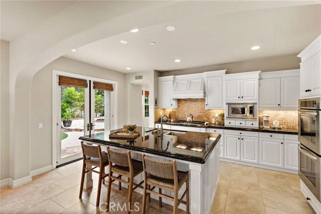 Building Photo - 21 Corte Lomas Verdes