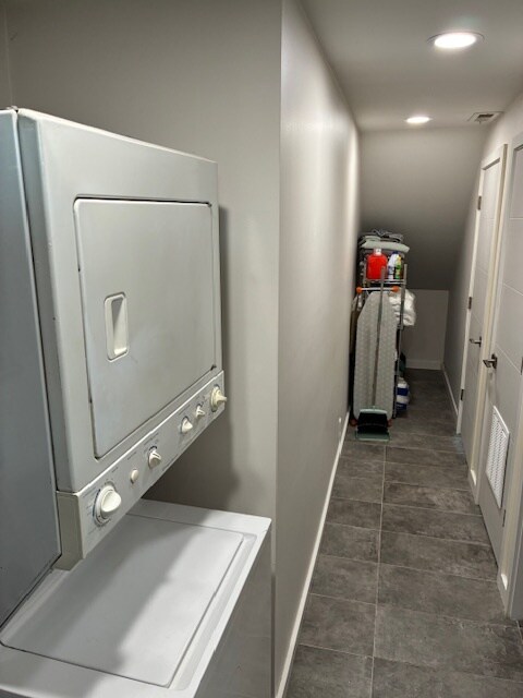 Building Photo - 4035 51st Ave S