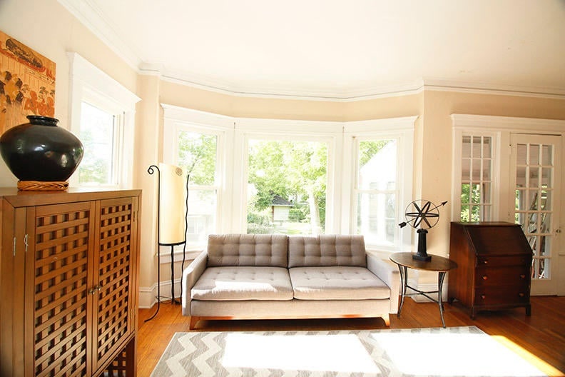 Building Photo - 2719 E Hartford Ave