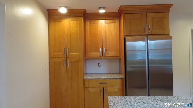 Building Photo - 24 Congress St