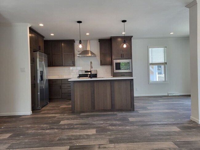 Building Photo - 1116 Candlewood Rd