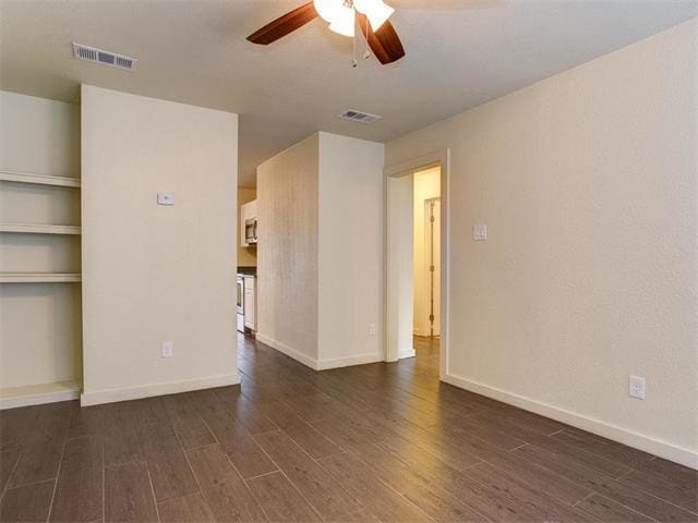 Building Photo - 6403 Auburn Dr