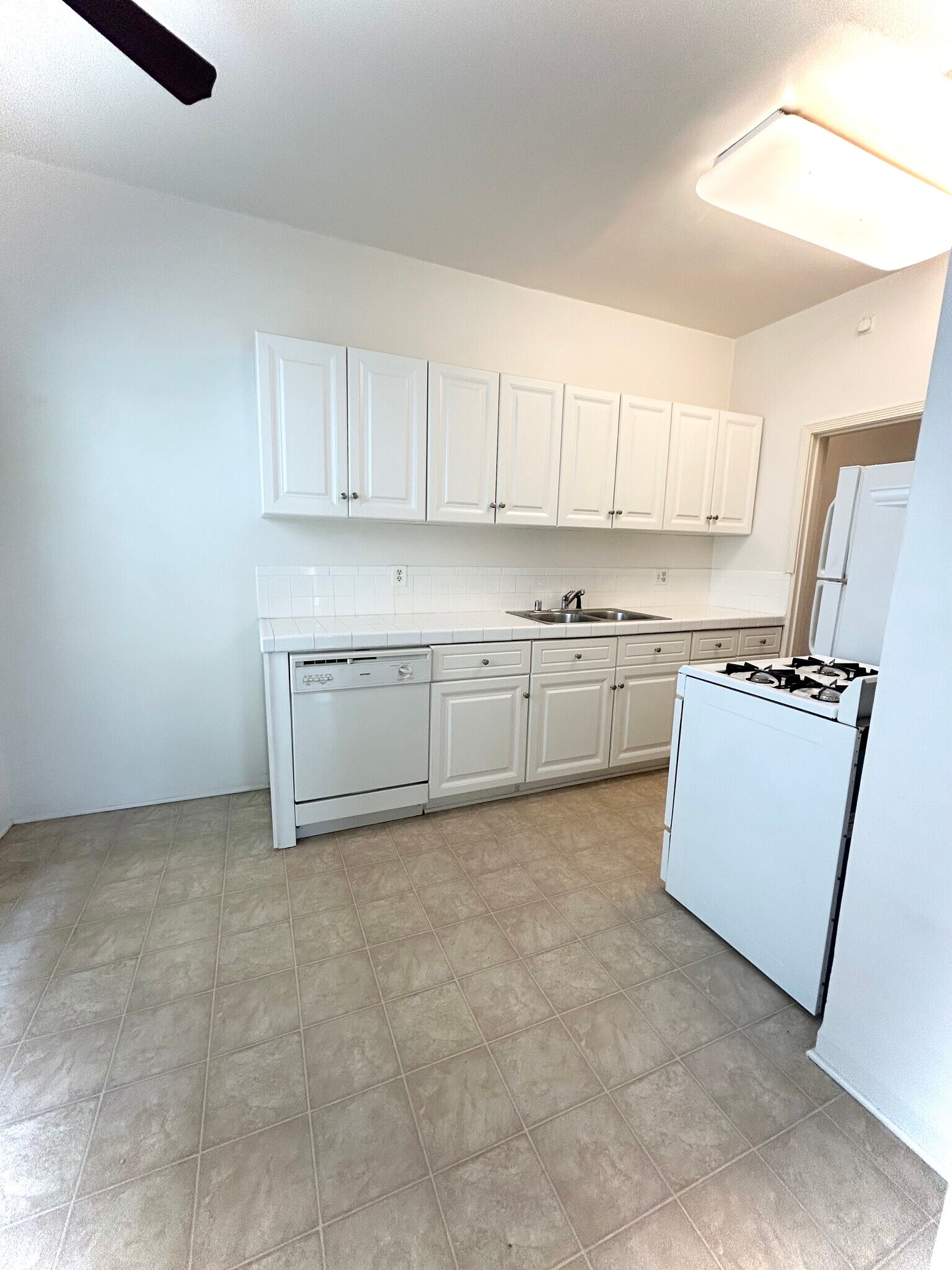 Kitchen & Dining Room - 9952 Robbins Dr