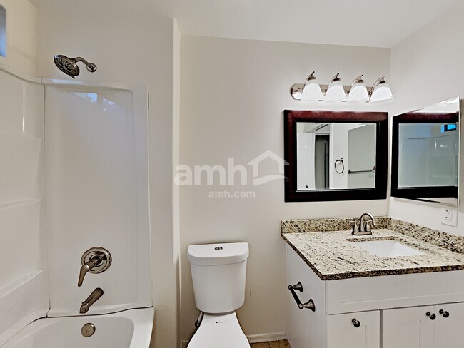 Building Photo - 298 E Calle Puente Lindo