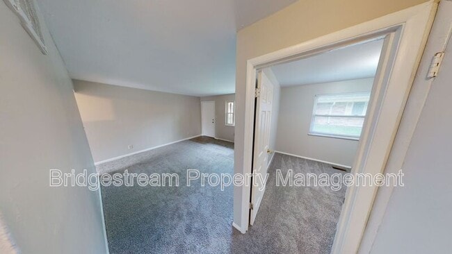 Building Photo - 5444 Misty Ln