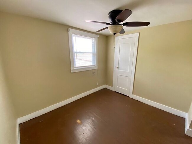 Building Photo - Spacious 1 Bedroom Apartment in North Nash...