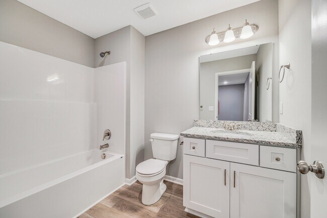 Building Photo - 507 Pine