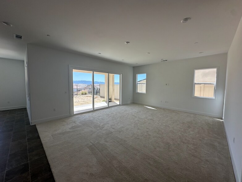 Building Photo - 24392 Calle La Roca