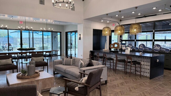 Building Photo - 15988 W Desert Spoon Dr